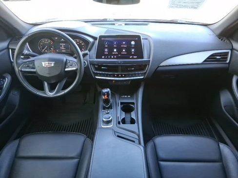 Used 2023 Cadillac CT5 Luxury RWD image 9