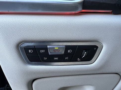 Used 2020 BMW X5 xDrive40i w/ Executive Package image 14