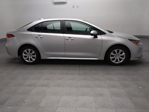Used 2024 Toyota Corolla LE FWD image 11