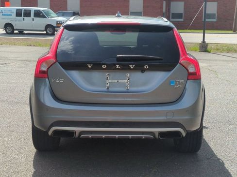 Used 2016 Volvo V60 T5 Cross Country w/ Convenience Package AWD/4WD image 5