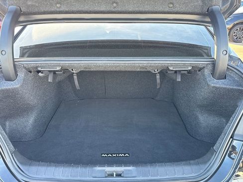 Used 2023 Nissan Maxima SV w/ Floor Mat Group image 12