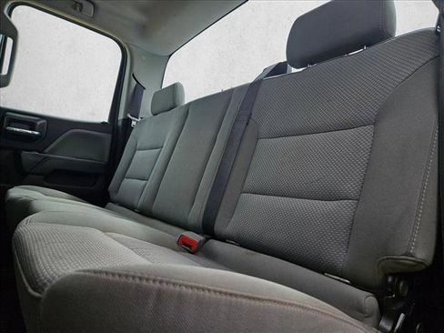 Used 2018 Chevrolet Silverado 1500 W/T w/ Trailering Package image 15