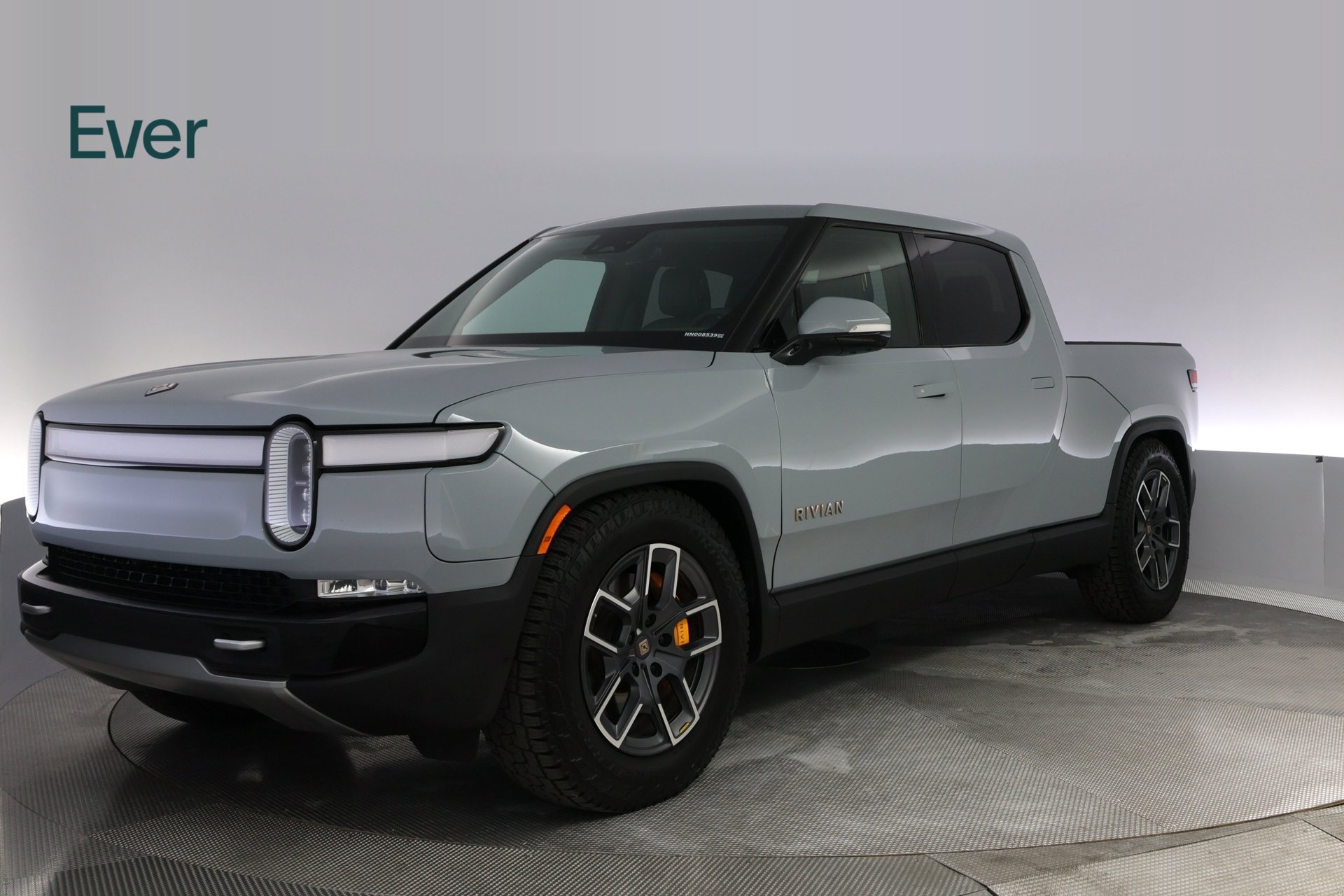 Used 2022 Rivian R1T Adventure AWD/4WD image 2