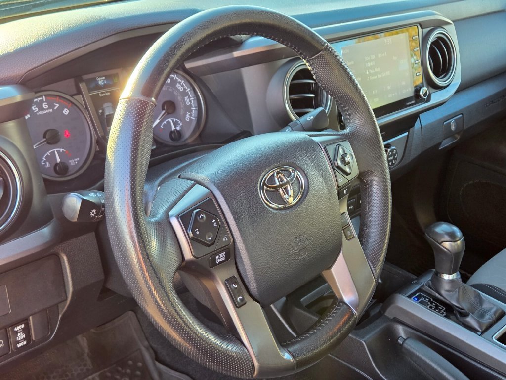 Used 2020 Toyota Tacoma TRD Off-Road AWD/4WD image 23