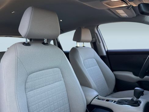 Certified 2023 Honda HR-V LX image 30