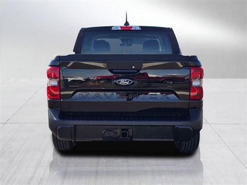 New 2025 Ford Maverick XLT w/ Black Appearance Package image 5