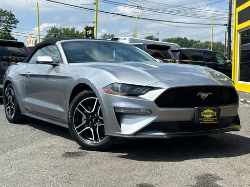 Used 2022 Ford Mustang Premium image 7
