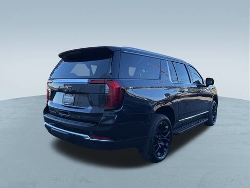 New 2026 GMC Yukon XL Elevation w/ LPO, Elevation Black Package image 9