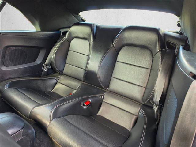 Used 2020 Ford Mustang Premium RWD image 18