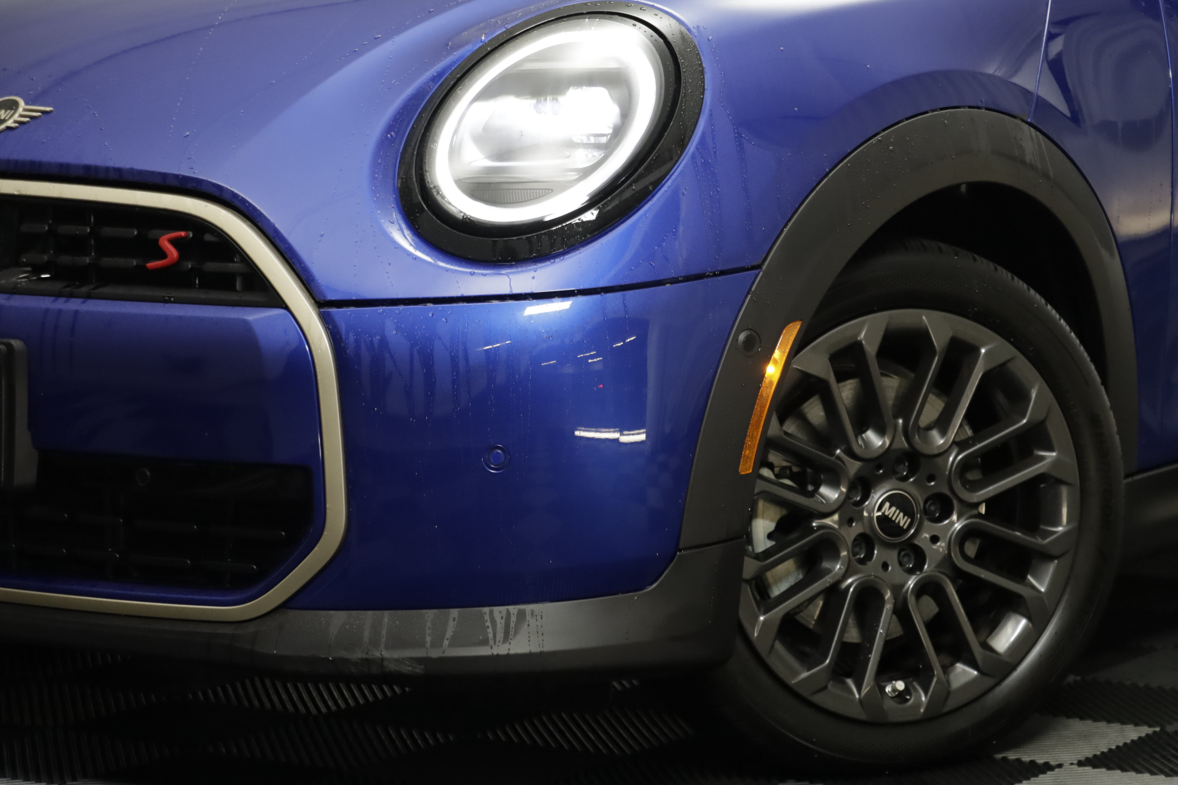 Certified 2025 MINI Cooper S FWD image 3