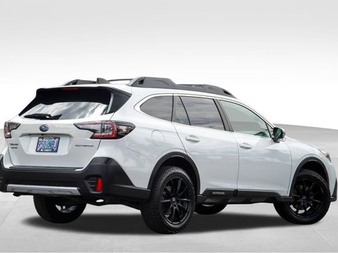 Used 2022 Subaru Outback Limited AWD/4WD image 8