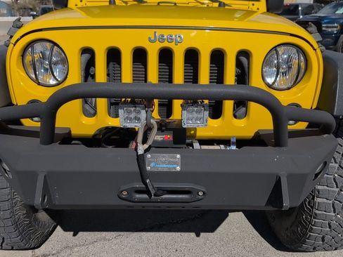 Used 2015 Jeep Wrangler Sport w/ Quick Order Package 24S AWD/4WD image 9