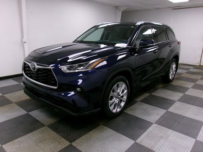 Used 2021 Toyota Highlander Limited