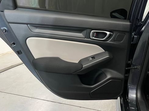 Used 2022 Honda Civic EX image 19