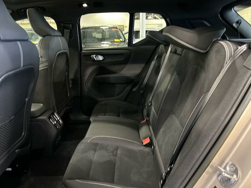 Certified 2023 Volvo XC40 Recharge Ultimate w/ Protection Package Premier AWD/4WD image 23