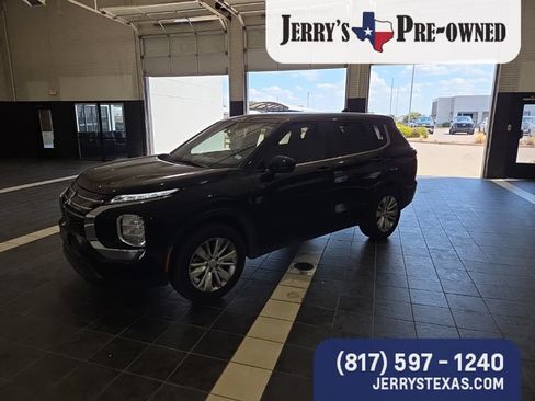 Used 2025 Mitsubishi Outlander ES FWD image 1