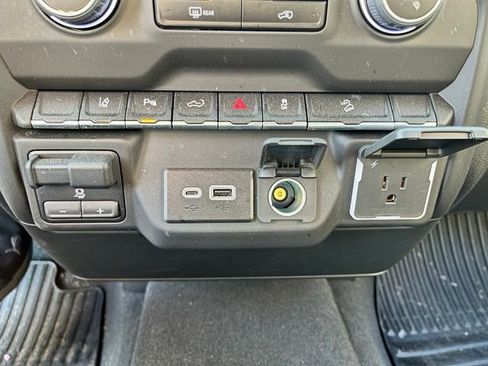 Used 2025 Chevrolet Silverado 2500 Custom w/ Custom Value Package AWD/4WD image 35