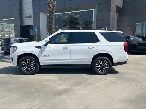 Used 2024 GMC Yukon AT4 w/ AT4 Premium Plus Package AWD/4WD image 3