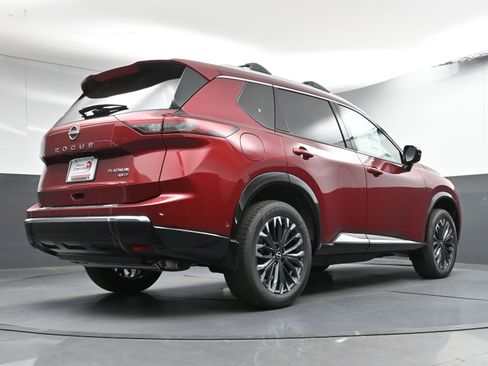 New 2026 Nissan Rogue Platinum w/ Platinum Premium Package image 30