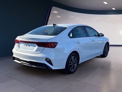 Certified 2023 Kia Forte LXS image 5