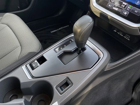 Used 2024 Subaru Crosstrek 2.0i Premium w/ Crosstrek Mirror Package image 16