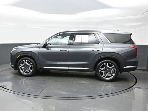Certified 2023 Hyundai Palisade SEL w/ Winter Package AWD/4WD image 3