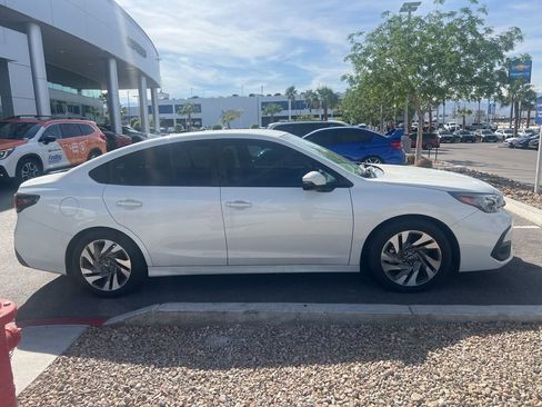 Used 2023 Subaru Legacy Limited image 8