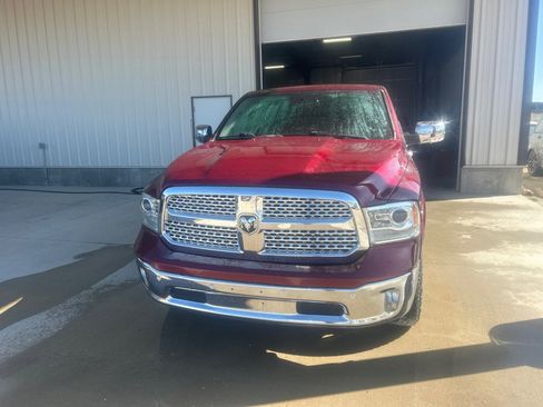 Used 2016 RAM 1500 Laramie w/ Convenience Group AWD/4WD image 2