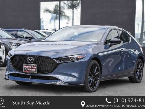 New 2026 MAZDA MAZDA3 Hatchback w/Premium Plus Pkg image 3