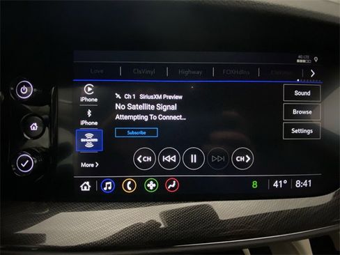 Used 2023 Buick Envision Essence image 16