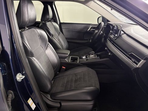 Used 2024 Mitsubishi Outlander SE image 45