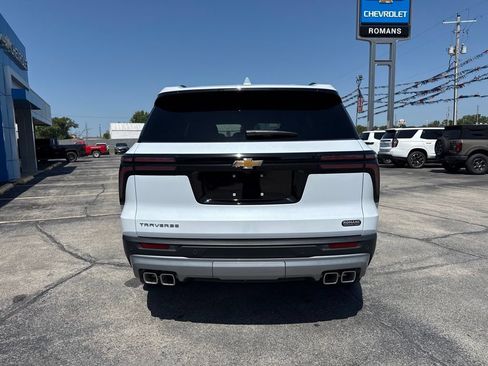 New 2026 Chevrolet Traverse LT FWD image 5
