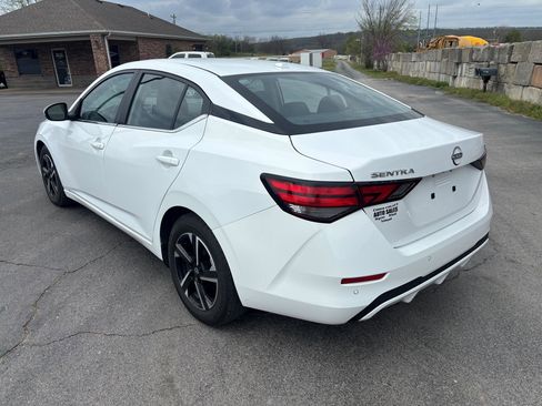 Used 2024 Nissan Sentra SV image 5