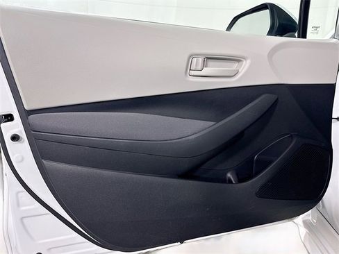 Certified 2023 Toyota Corolla LE image 12
