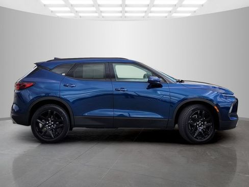 Used 2023 Chevrolet Blazer LT w/ Convenience Package AWD/4WD image 3