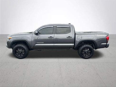 Used 2019 Toyota Tacoma TRD Off-Road w/ TRD Premium Off Road Package AWD/4WD image 9