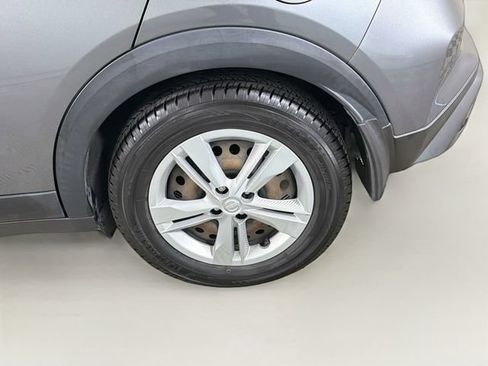 Used 2022 Nissan Kicks S FWD image 27