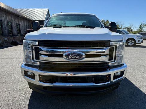 Used 2019 Ford F250 XLT w/ XLT Value Package image 9