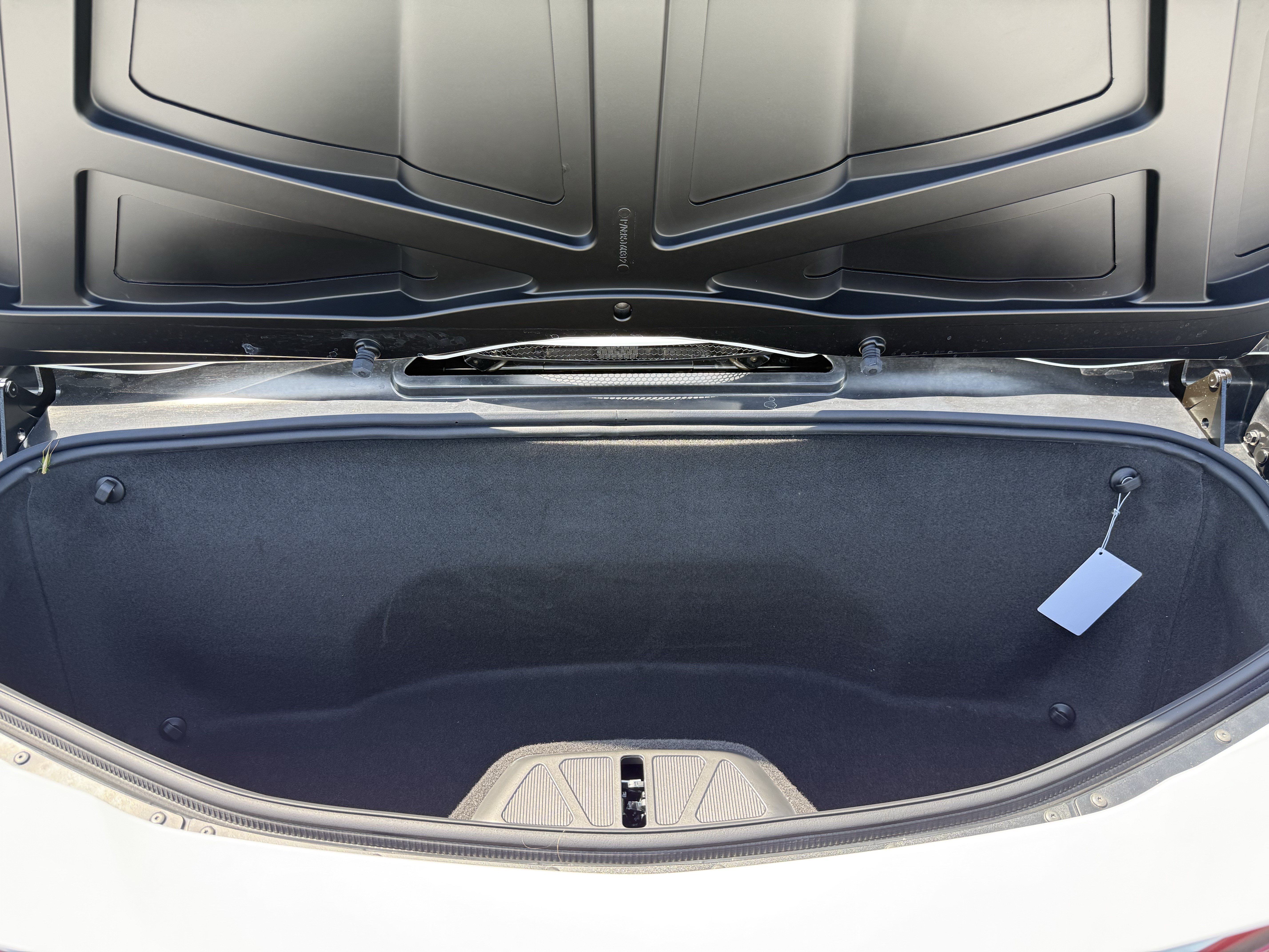 Used 2026 Chevrolet Corvette Stingray Convertible w/ Z51 Performance Package RWD image 38