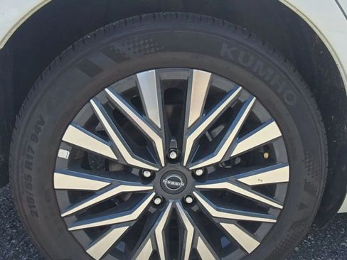 Used 2026 Nissan Altima 2.5 SV FWD image 10