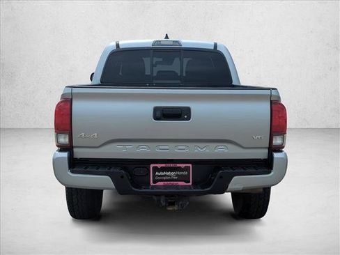 Used 2023 Toyota Tacoma SR AWD/4WD image 8