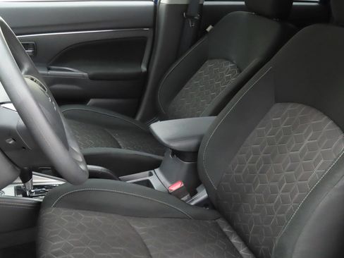 Used 2026 Mitsubishi Outlander Sport ES AWD/4WD image 11