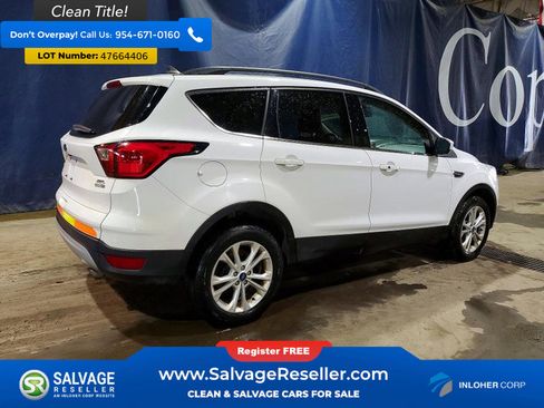 Used 2019 Ford Escape SEL image 4