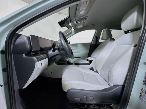 Used 2024 Hyundai Kona SEL FWD image 17