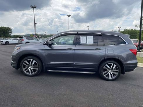 Used 2016 Honda Pilot Touring image 6