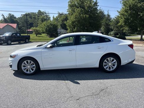 Used 2025 Chevrolet Malibu LT FWD image 9