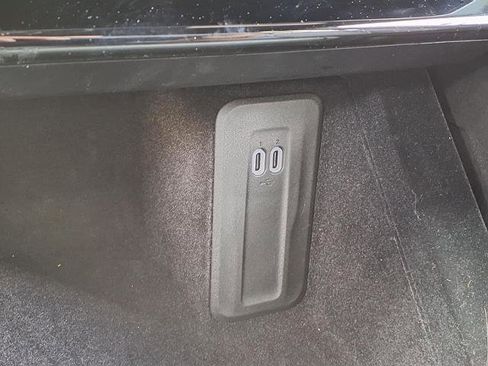 Used 2025 Jeep Wagoneer S Limited image 9