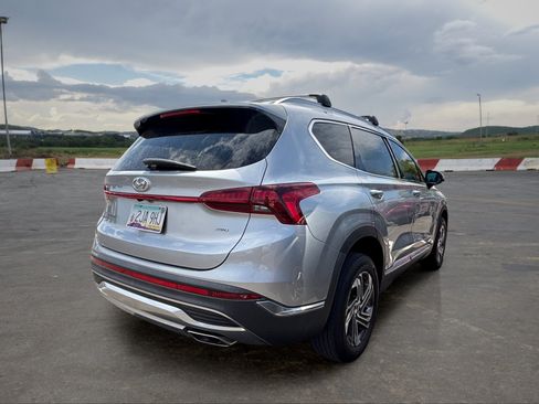 Used 2022 Hyundai Santa Fe SEL AWD/4WD image 3