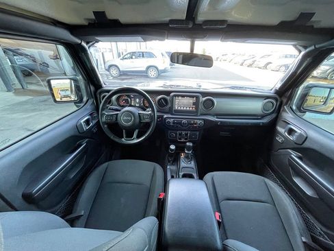 Used 2021 Jeep Wrangler Unlimited Sport AWD/4WD image 18