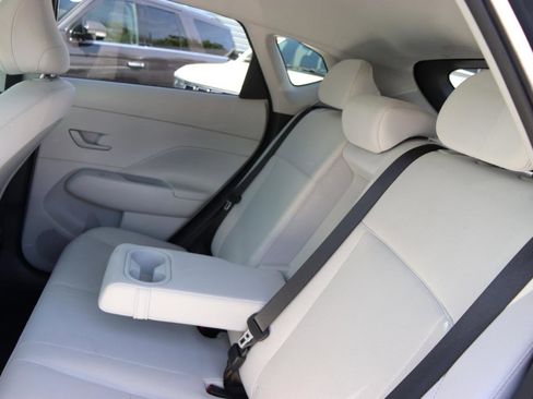 Used 2025 Hyundai Kona SEL AWD/4WD image 22